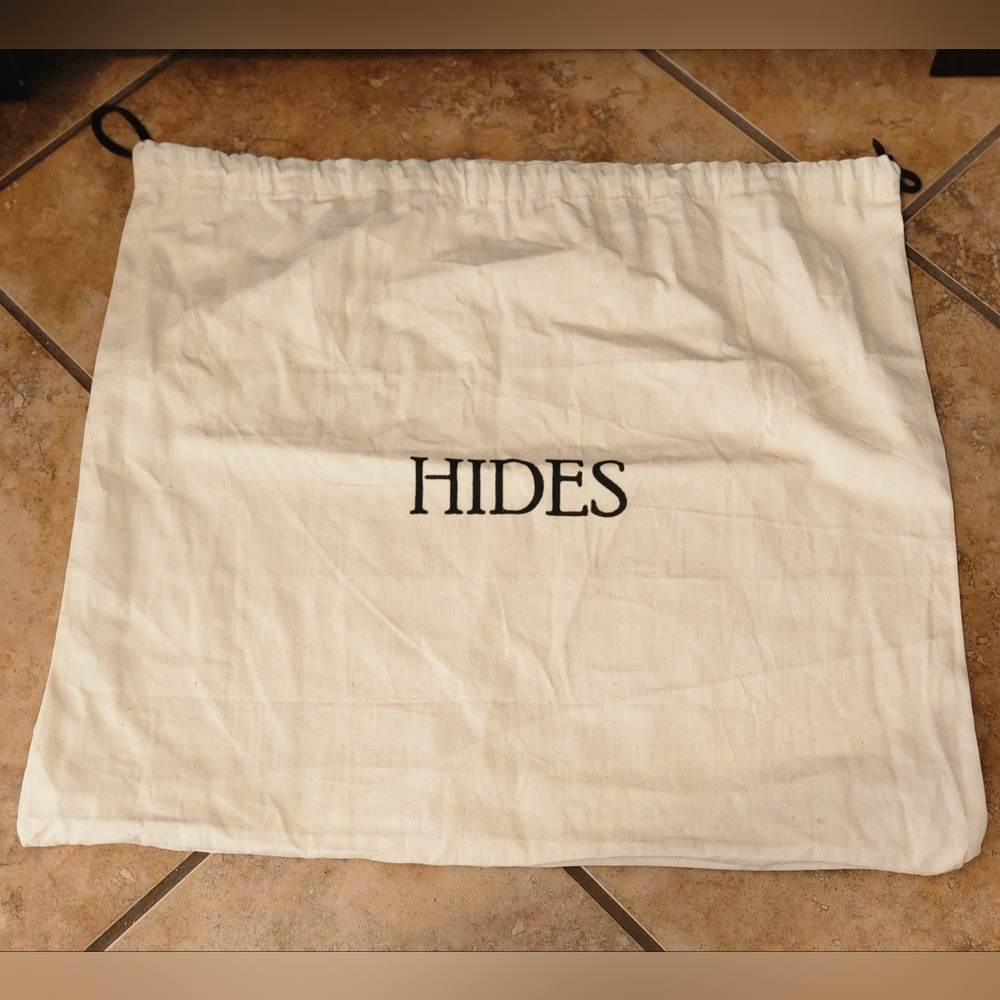 Hides Dust Bag